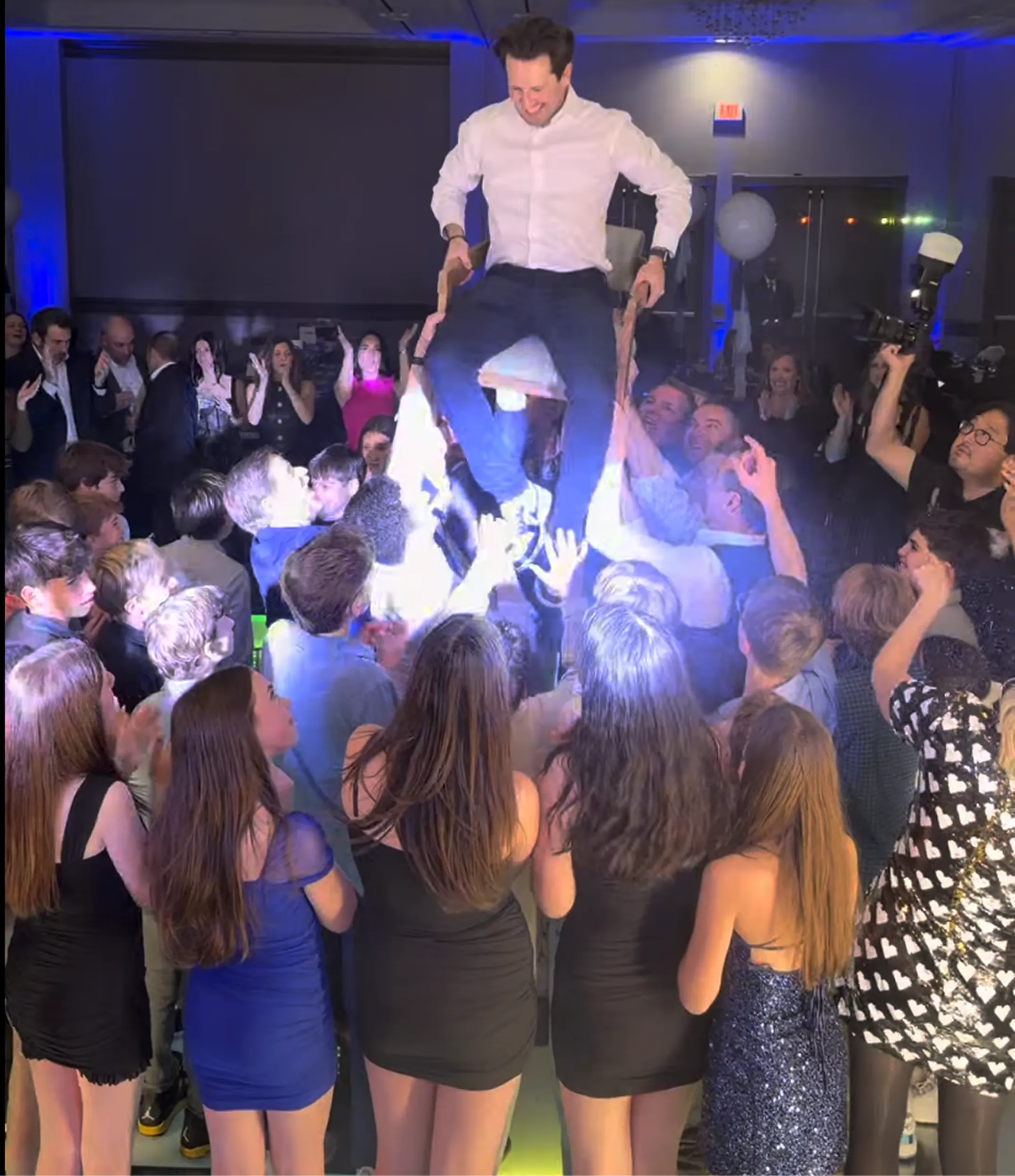 Event production Minneapolis with LED dance floor, LED screens, lighting, sound, DJ and LED robot shows for weddings, quinceaneras, corporate and cultural events in Minnesota.